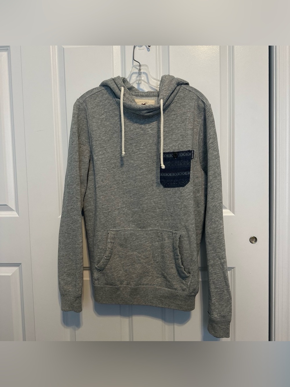 Hollister.Men’s Gray Hoodie Pullover Sweatshirt with Contrast Pocket Gray Sz M